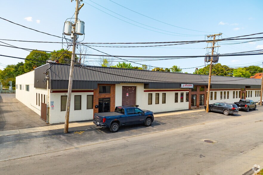 More Photos Of 25-45 Rutter St, Rochester Warehouse For Lease
