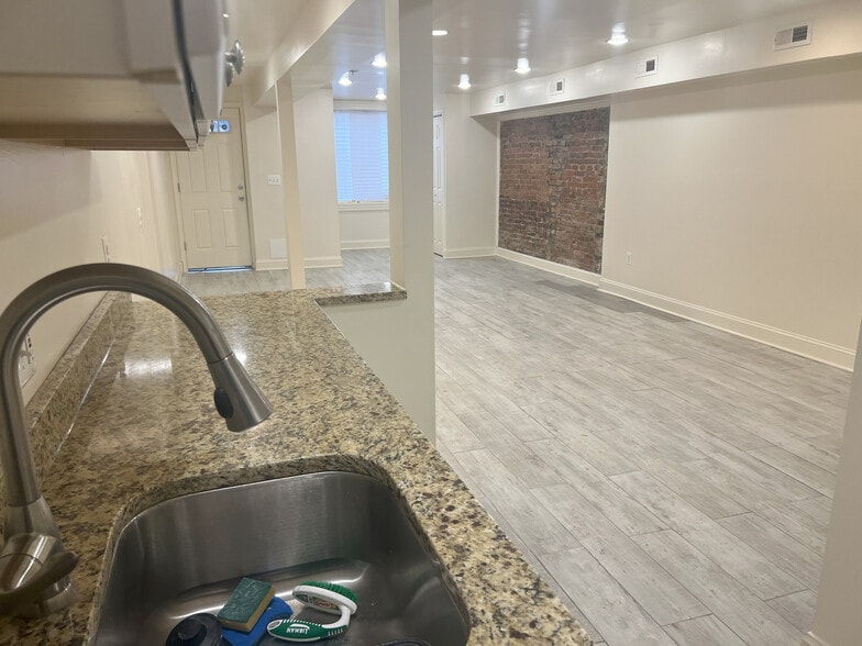 More Photos Of 1707 N Capitol St NE, Washington Storefront Retail Office For Sale