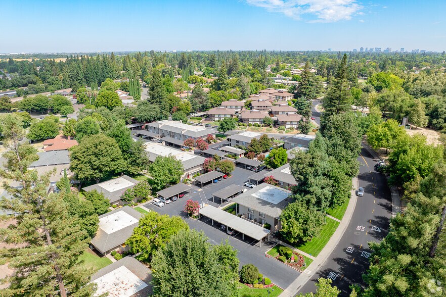 More Photos Of 6290 Fennwood Ct, Sacramento Apartments For Sale
