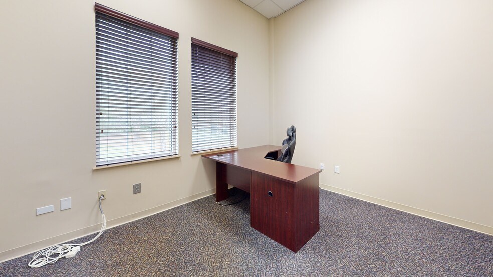 More Photos Of 500 Plantation Park Dr, Loganville Office For Lease