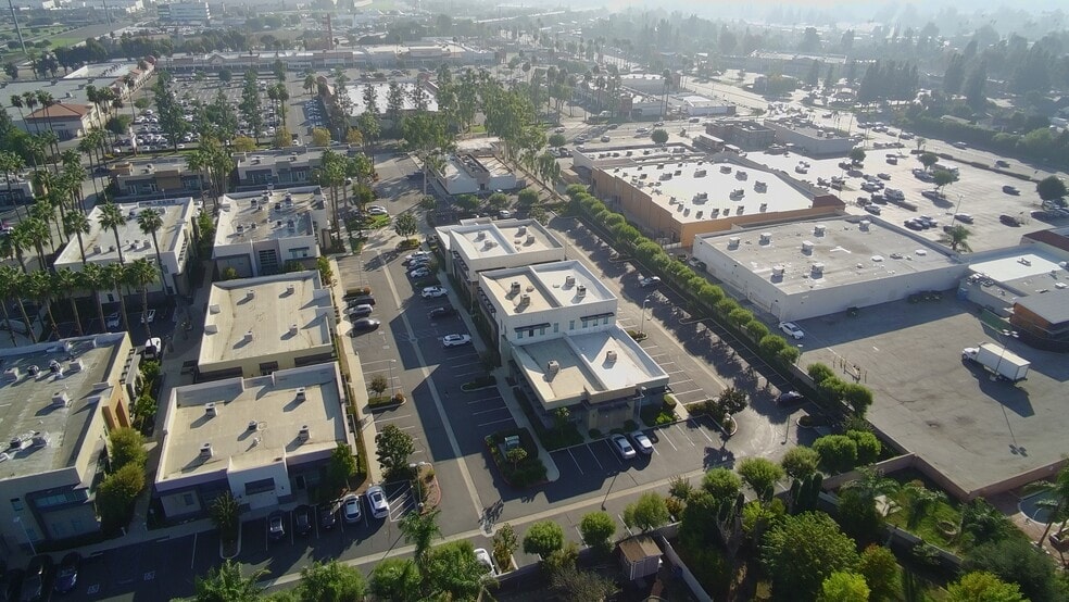 More Photos Of 14788 Pipeline Ave, Chino Hills Office For Sale