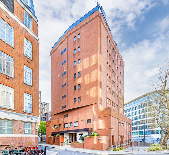 More Photos Of 7 Harp Ln, London Office For Lease