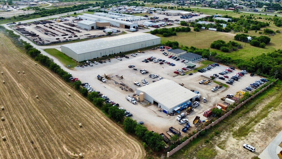 Primary Photo Of 10101 N Saginaw Blvd, Fort Worth Warehouse For Lease