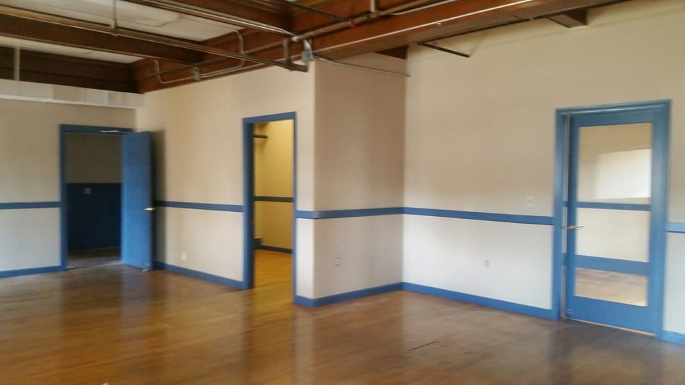 More Photos Of 31 S Main St, Concord General Retail For Sale