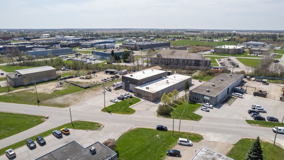More Photos Of 1725 Rossi Dr, Tecumseh Distribution For Sale