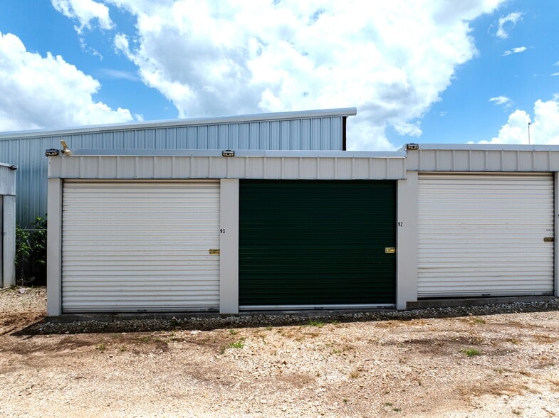 More Photos Of 1424 TX-22 Hwy, Whitney Self Storage For Sale