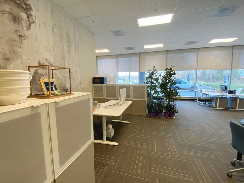 More Photos Of 3820 Cessna Dr, Richmond Office For Lease