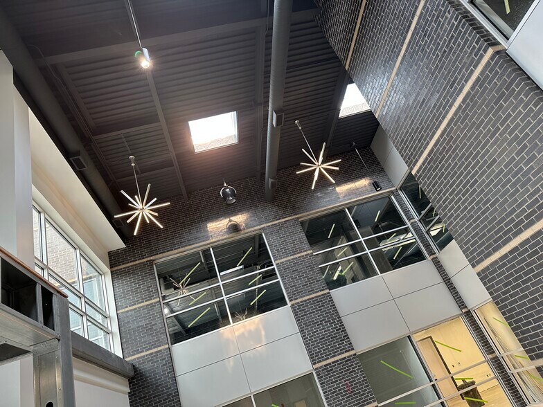 More Photos Of 1255 High St, Wadsworth Medical For Lease
