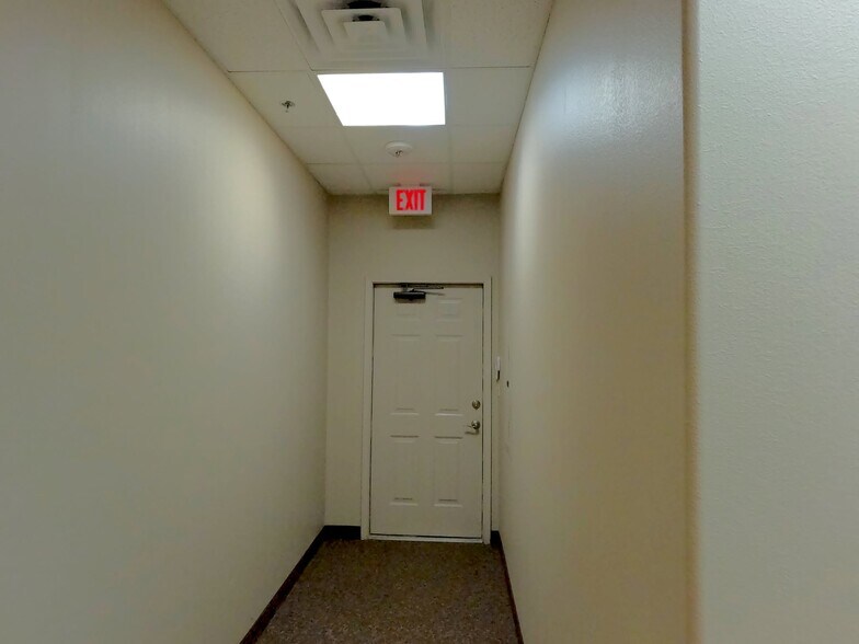 More Photos Of 6570 Naaman Forest Blvd, Garland Medical For Sale