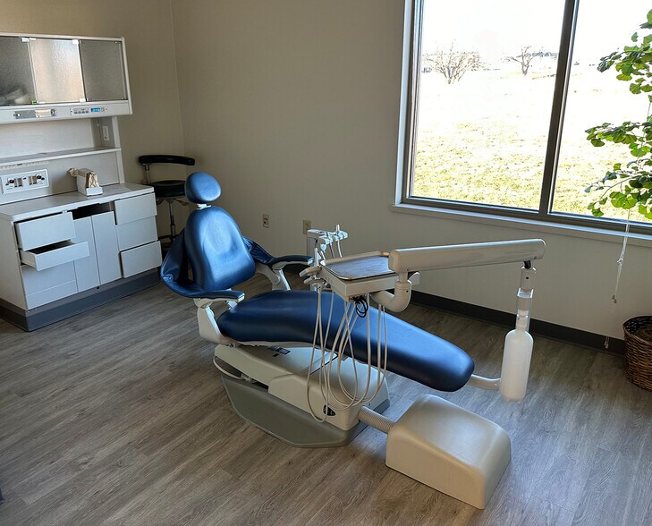 More Photos Of 2848 Cottage Grove Rd, Cottage Grove Medical For Lease