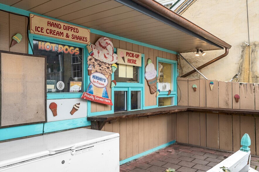 More Photos Of 170 High St / 173 Potomac St, Harpers Ferry Storefront Retail Residential For Sale