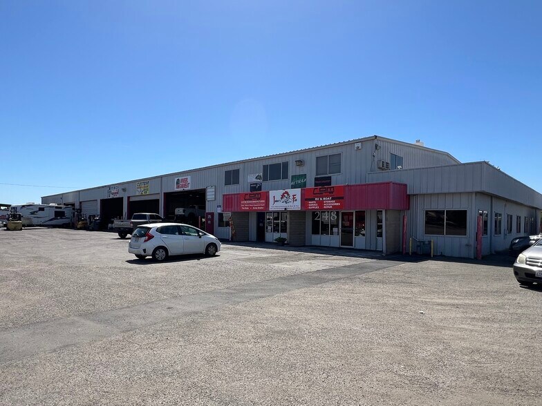 More Photos Of 248 E Kettleman Ln, Lodi Auto Dealership For Sale