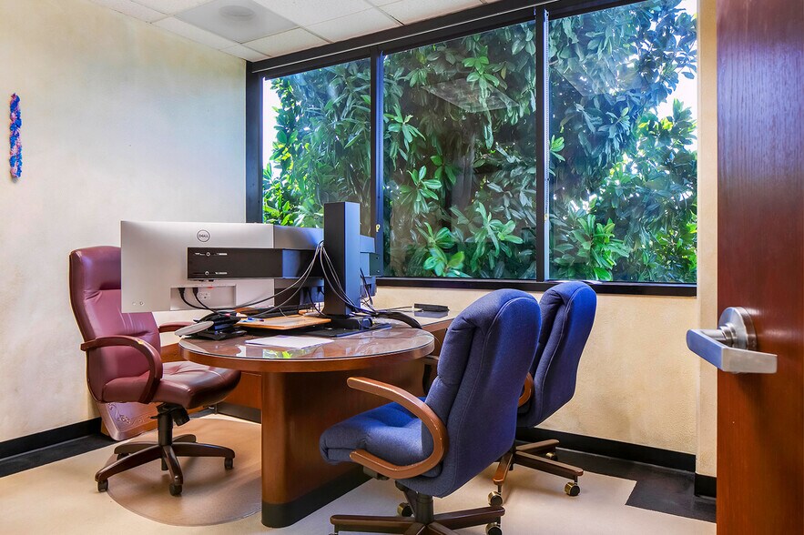 More Photos Of 1980 Orange Tree Ln, Redlands Office For Sale