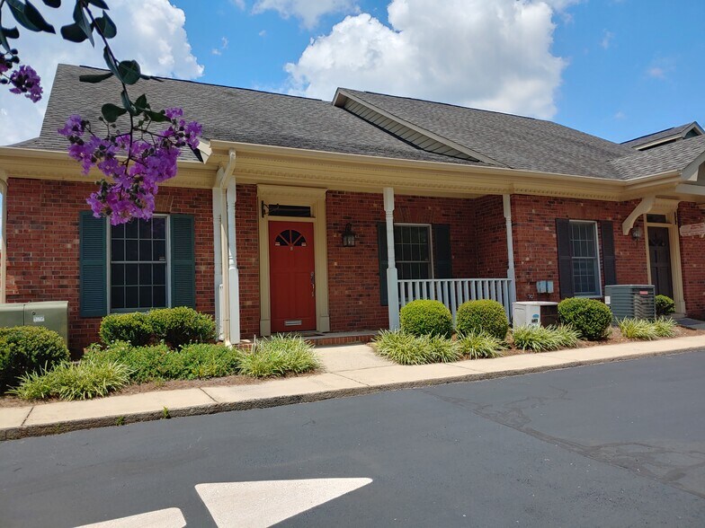 More Photos Of 701 W Main St, Jamestown Office For Lease