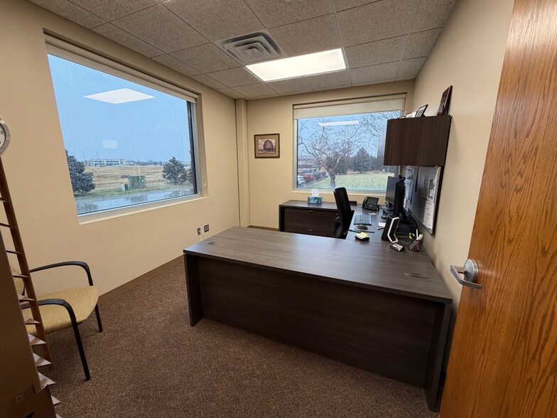 More Photos Of 3333 Landmark Cir, Lincoln Office For Lease