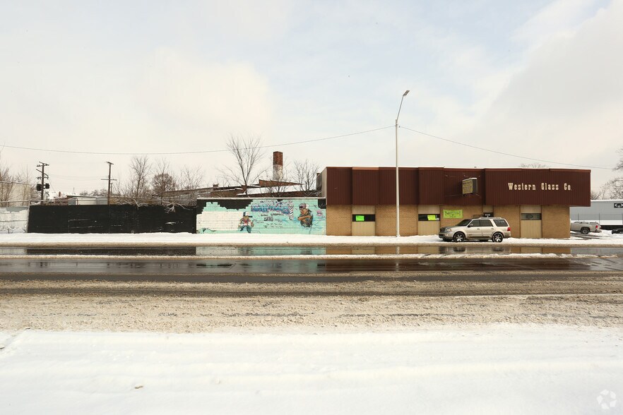 More Photos Of 5100-5110 Grand River Ave, Detroit Industrial For Sale