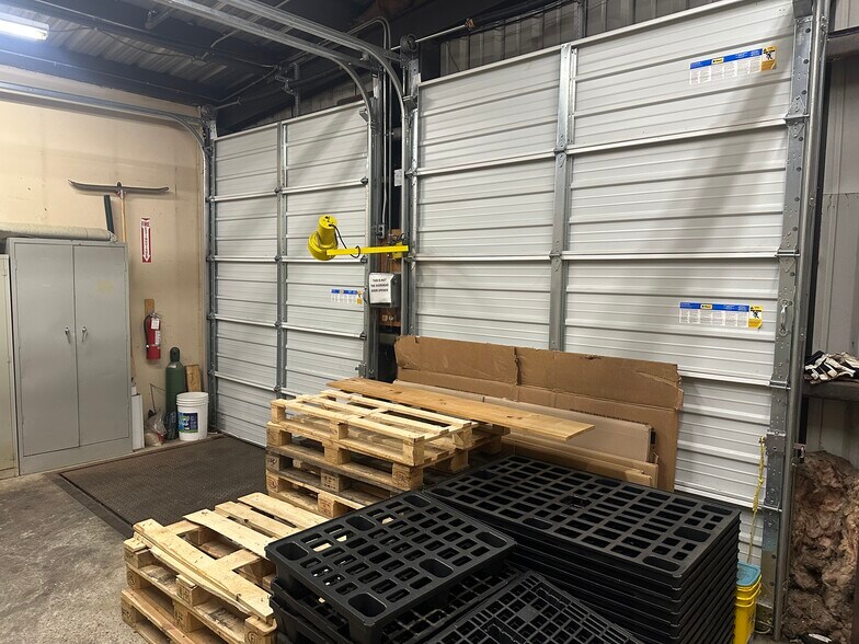 More Photos Of 23 Frank Mossberg Dr, Attleboro Manufacturing For Sale