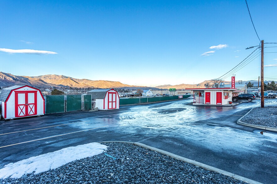 More Photos Of 120 Rock Island Rd, East Wenatchee Specialty For Sale