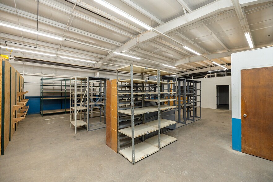 More Photos Of 130 E 10th Ave, South Hutchinson Industrial For Sale