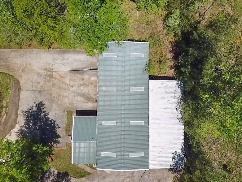More Photos Of 361 Holcombe Rd, Bremen Warehouse For Lease