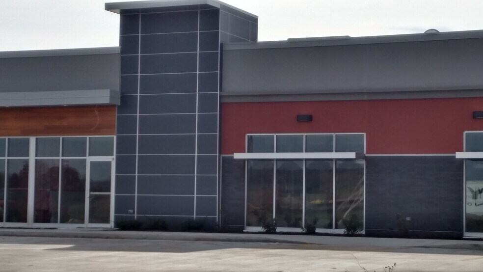 Primary Photo Of 211 Sioux Point Rd, Dakota Dunes Office For Lease