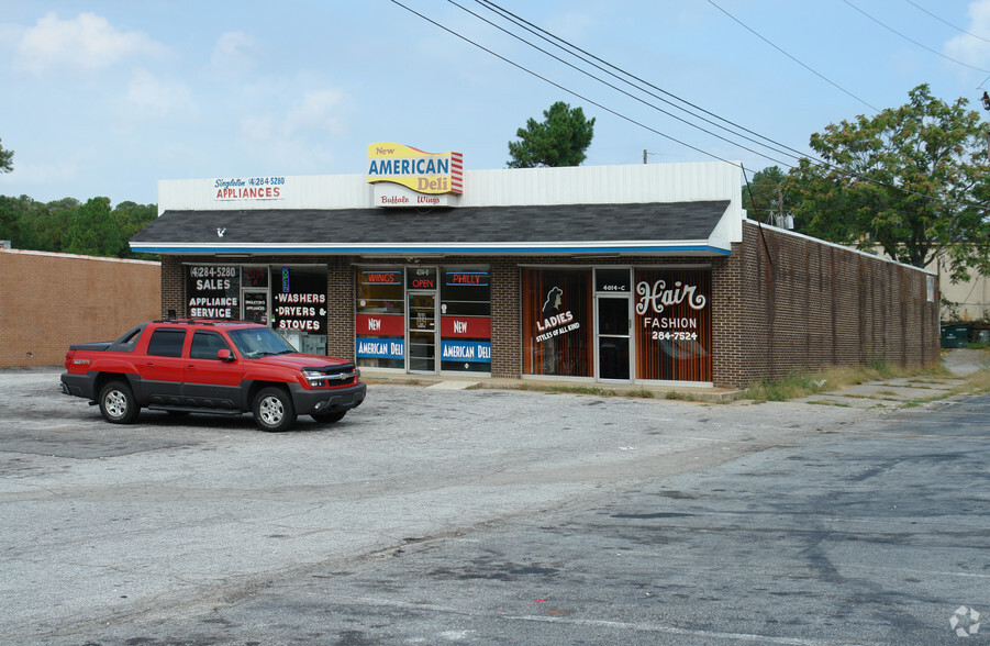 Primary Photo Of 4014 Glenwood Rd, Decatur Freestanding For Sale