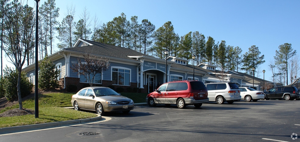 Primary Photo Of 1021 W Williams St, Apex Medical For Lease