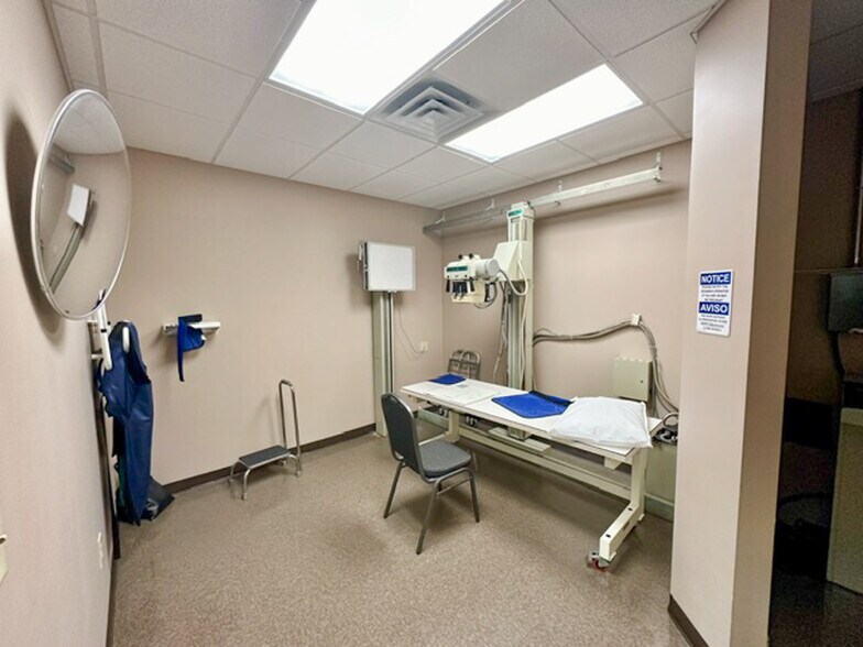 More Photos Of 142 Hampton Ct, Commerce Rehabilitation Center For Sale