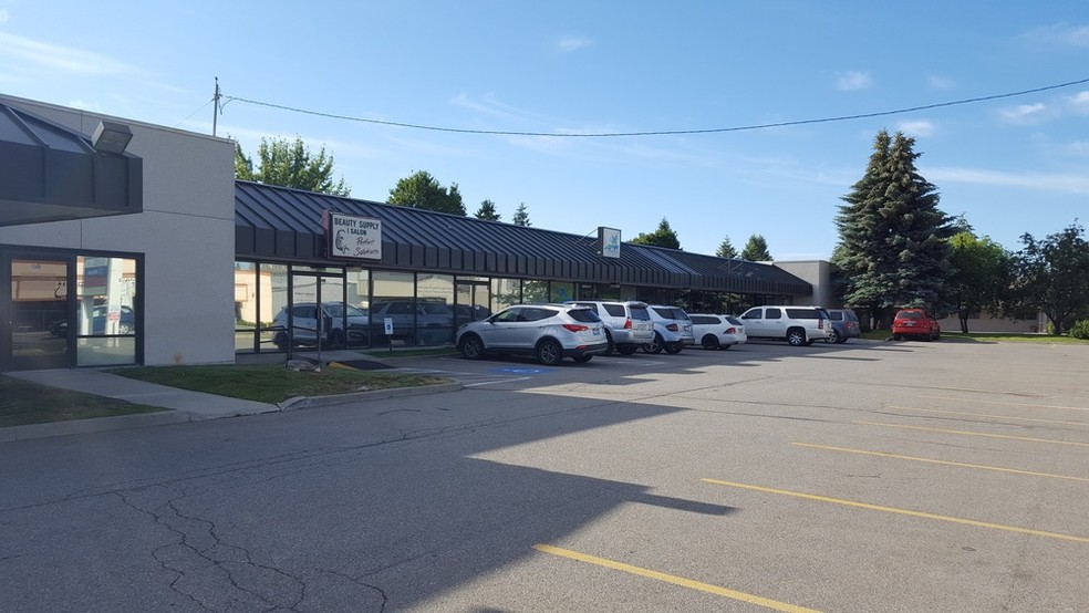 More Photos Of 1300-1312 N Mullan Rd, Spokane Valley Freestanding For Sale