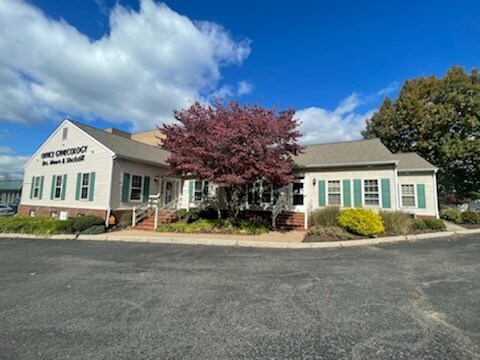 More Photos Of 5100 Bernard Dr, Roanoke Medical For Sale