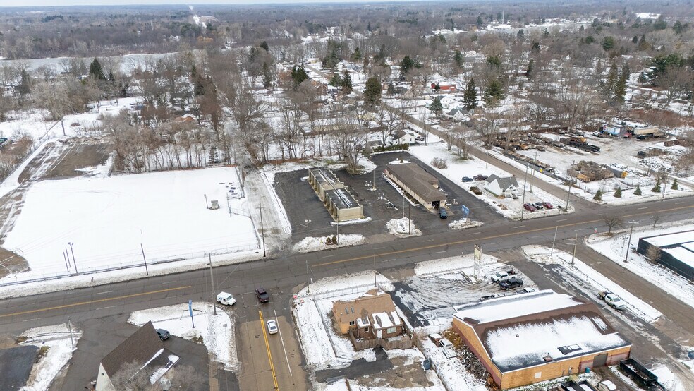 More Photos Of 3269 Richfield Rd, Flint Carwash For Sale