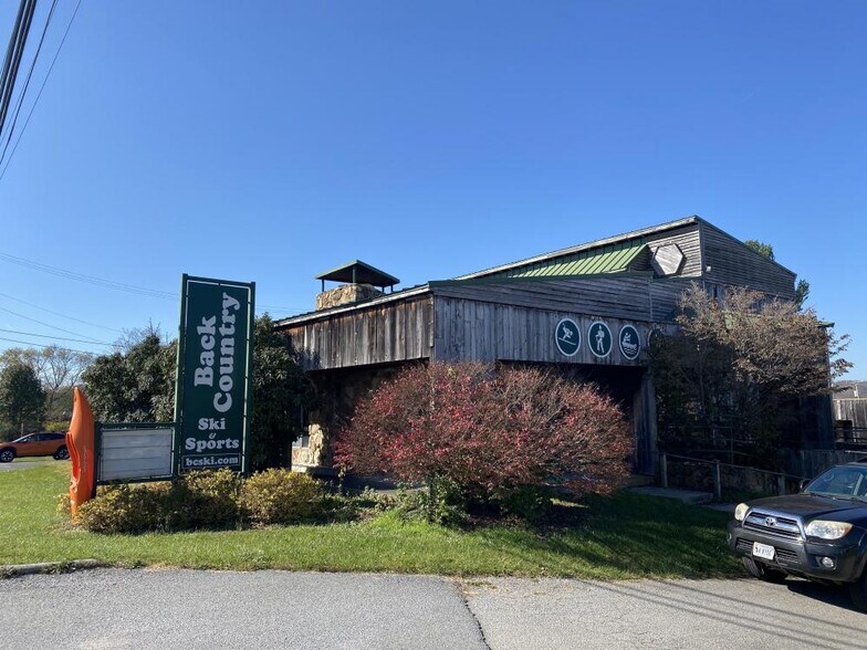 Primary Photo Of 3712 S Main St, Blacksburg Loft Creative Space For Sale