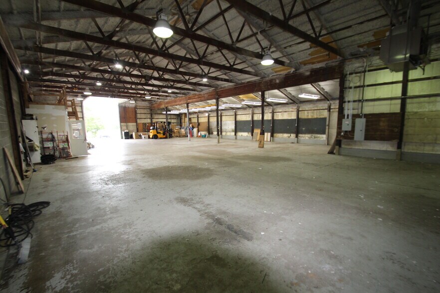 More Photos Of 3508 Brecksville Rd, Richfield Warehouse For Sale