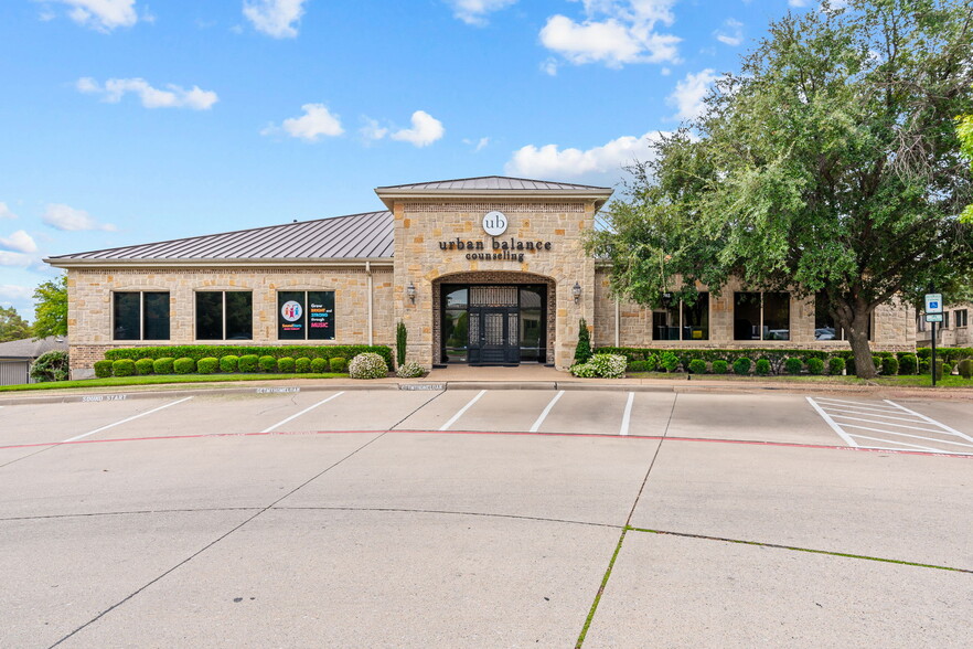 Primary Photo Of 8380 Warren Pky, Frisco Medical For Lease