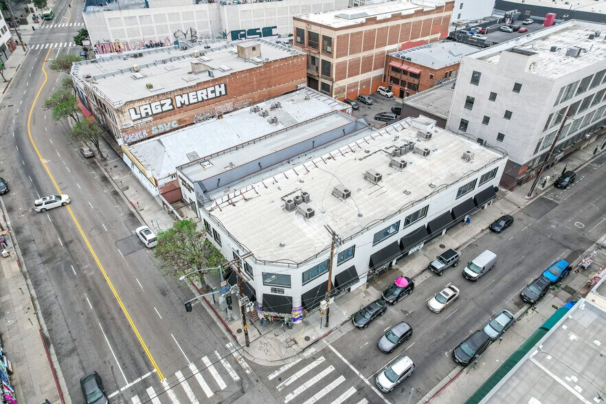 More Photos Of 1048-1050 S Los Angeles St, Los Angeles Storefront Retail Office For Sale