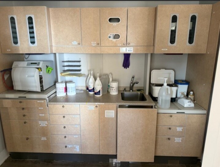 More Photos Of 850 Prospect St, La Jolla Medical For Lease