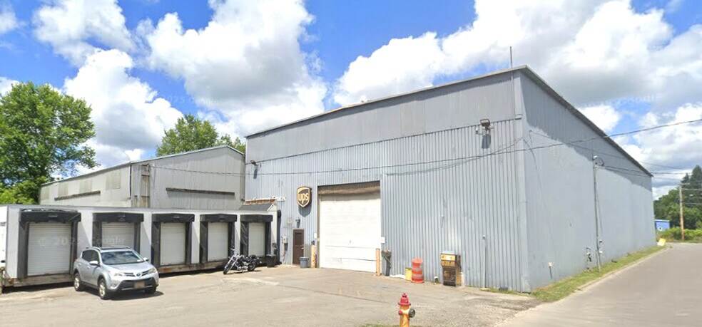 Primary Photo Of 6-14 N Franklin St, Cortland Truck Terminal For Lease