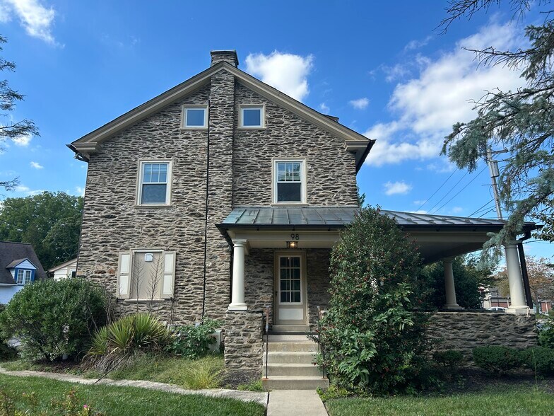 Primary Photo Of 98 Darby Rd, Paoli Office Residential For Lease