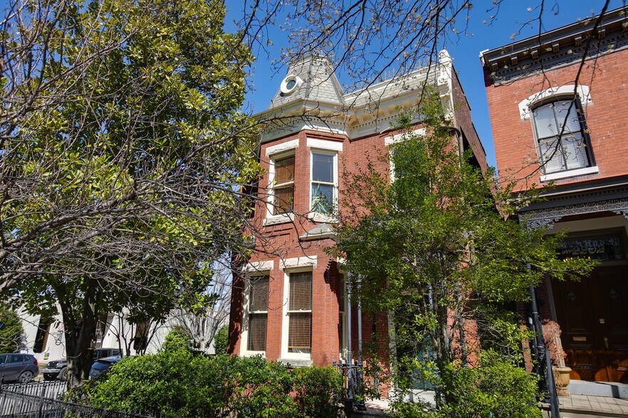 More Photos Of 2200 E Grace St, Richmond Apartments For Sale