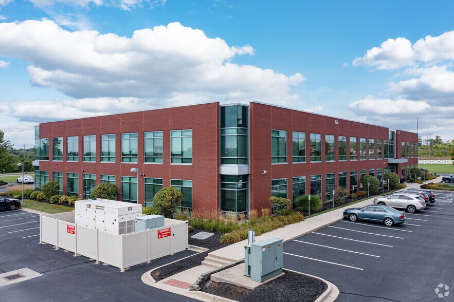 More Photos Of 3420 Atrium Blvd, Franklin Office For Lease