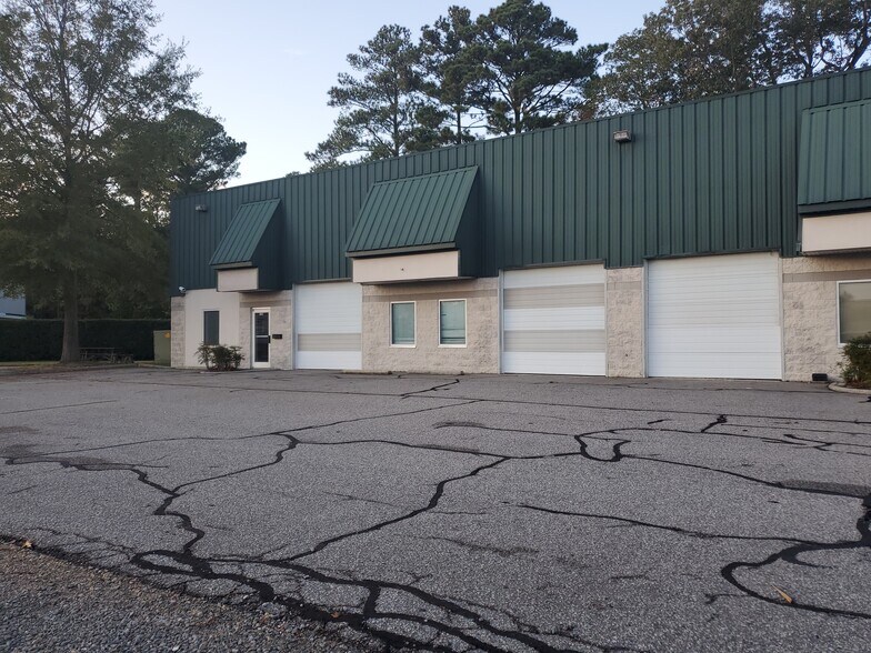 More Photos Of 541 Central Dr, Virginia Beach Unknown For Lease