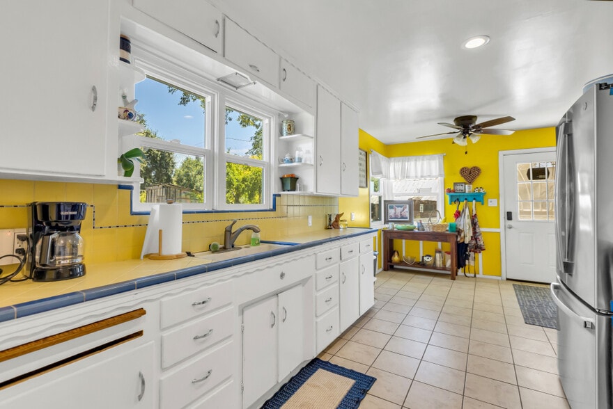 More Photos Of 9455 E Stockton Blvd, Elk Grove Specialty For Sale