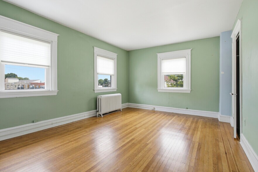 More Photos Of 678 Ferne Blvd, Drexel Hill Office For Sale