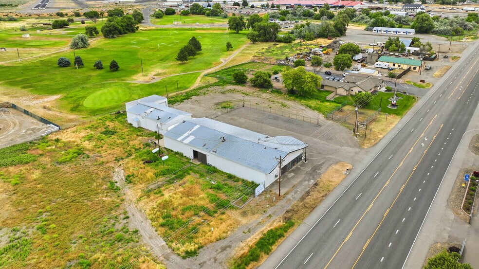 More Photos Of 2676 Van Giesen St, Richland Industrial For Sale