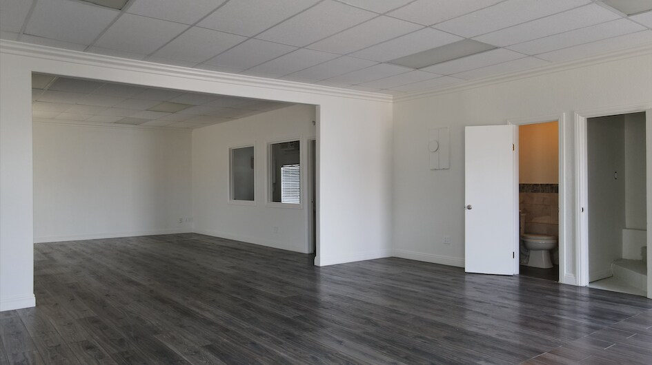 More Photos Of 116 S Broadway, Santa Ana Loft Creative Space For Lease