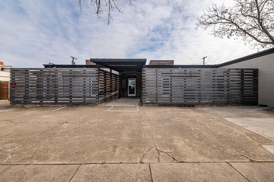 More Photos Of 1309 S Adams St, Fort Worth Loft Creative Space For Lease