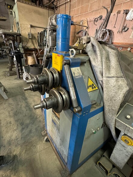 More Photos Of 2292 Cabrera Ave, San Bernardino Manufacturing For Sale