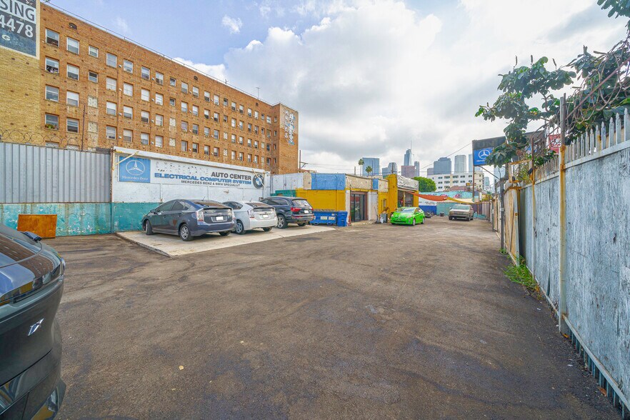 More Photos Of 1629 W 8th St, Los Angeles Auto Repair For Sale