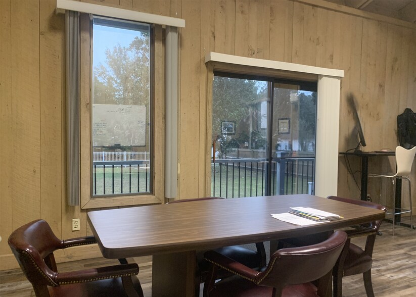 More Photos Of 725 S J St, Pensacola Office Residential For Sale