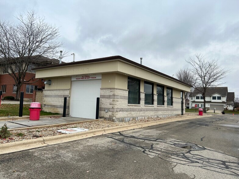 More Photos Of 2400 Roby Rd, Stoughton Service Station For Sale